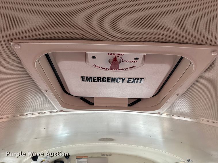 image for item EG8839 2010 IC  PB105 school bus