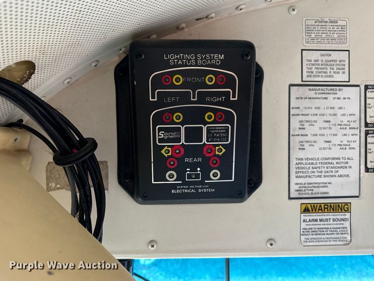 image for item EG8839 2010 IC  PB105 school bus