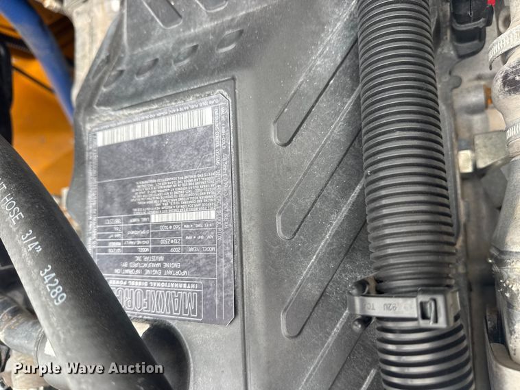 image for item EG8839 2010 IC  PB105 school bus