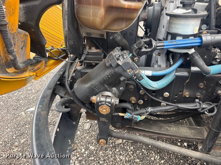 image for item EG8839 2010 IC  PB105 school bus