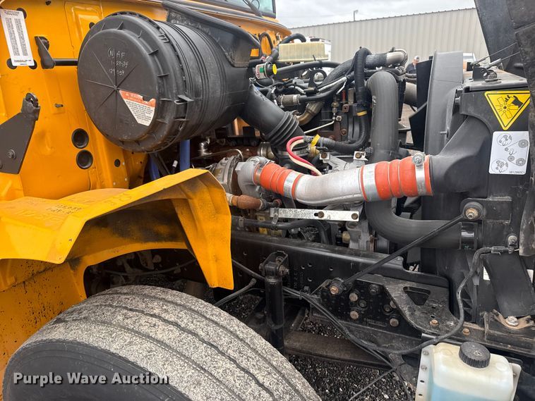 image for item EG8839 2010 IC  PB105 school bus