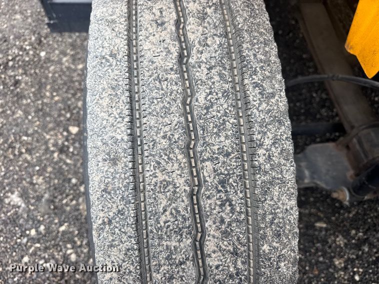 image for item EG8839 2010 IC  PB105 school bus