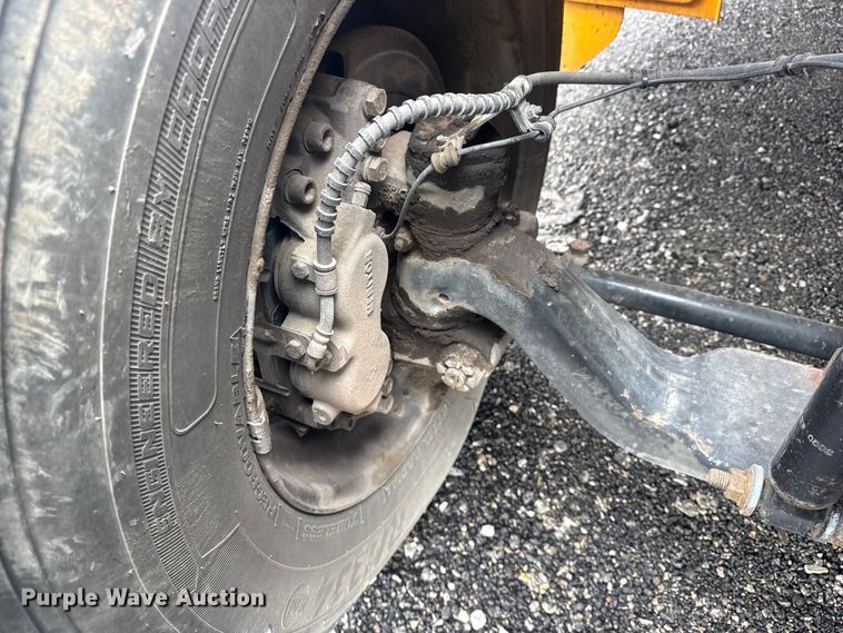 image for item EG8839 2010 IC  PB105 school bus