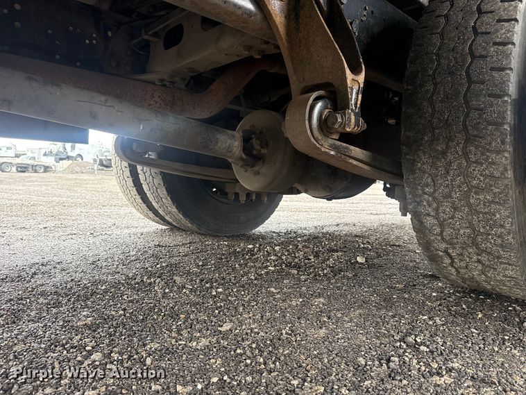 image for item EG8839 2010 IC  PB105 school bus