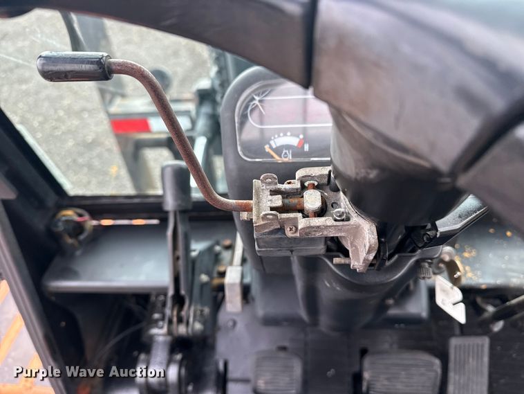 image for item EG8843 Caterpillar DP70 forklift