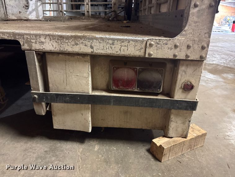 image for item EI5759 FEC service truck bed