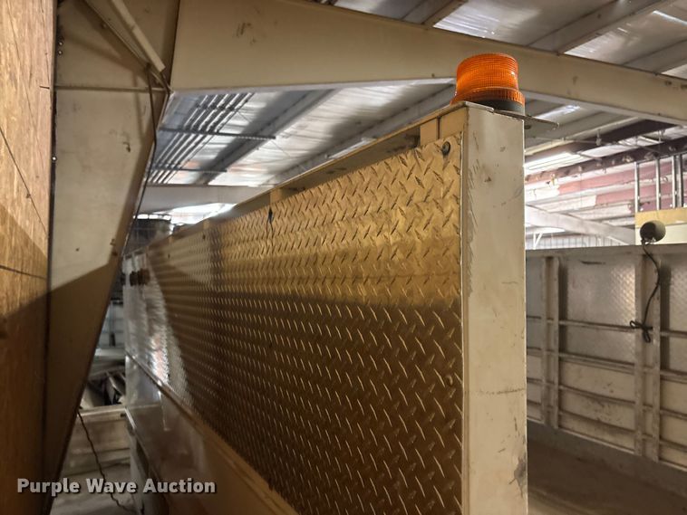 image for item EI5759 FEC service truck bed