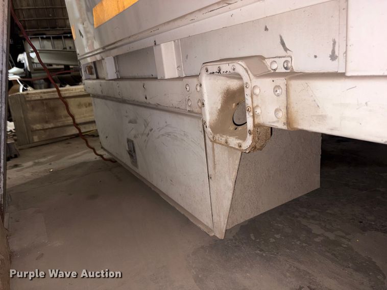 image for item EI5759 FEC service truck bed