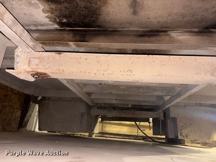 image for item EI5759 FEC service truck bed