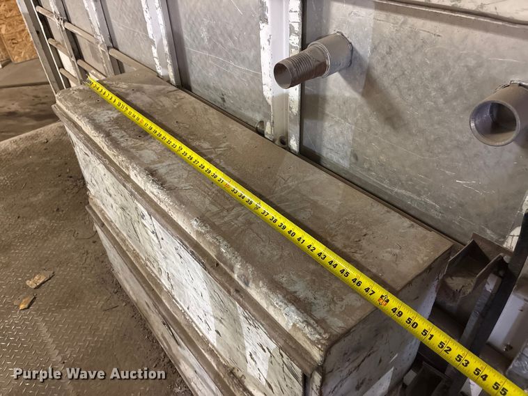 image for item EI5759 FEC service truck bed