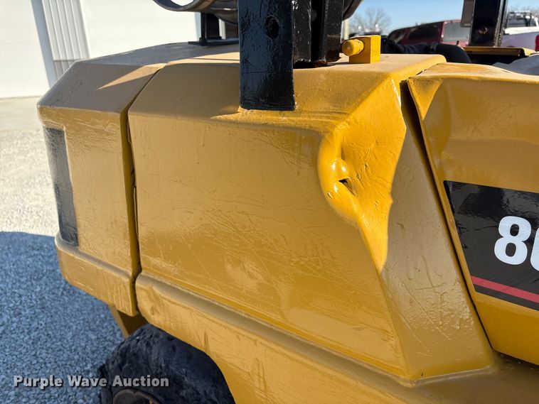image for item EI5774 Caterpillar 80 forklift