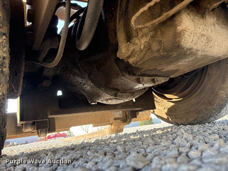 image for item EI5774 Caterpillar 80 forklift