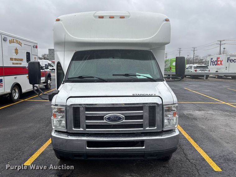 image for item EM5024 2018 Starcraft Ford E450 Super Duty shuttle bus