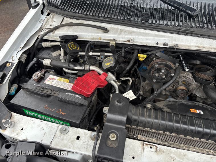 image for item EM5024 2018 Starcraft Ford E450 Super Duty shuttle bus