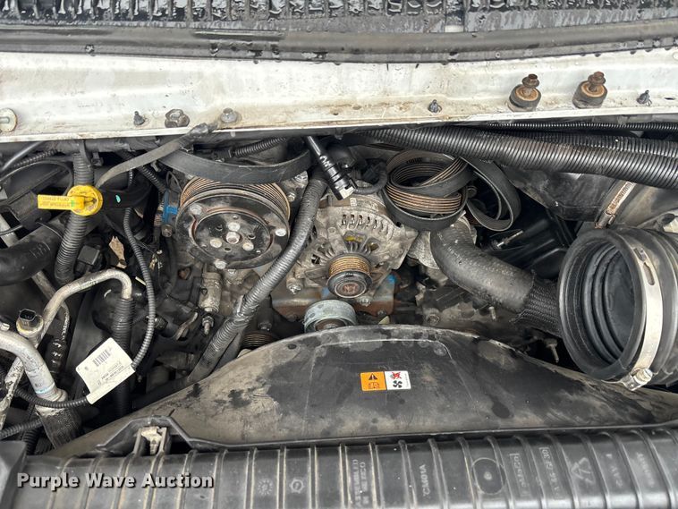 image for item EM5024 2018 Starcraft Ford E450 Super Duty shuttle bus