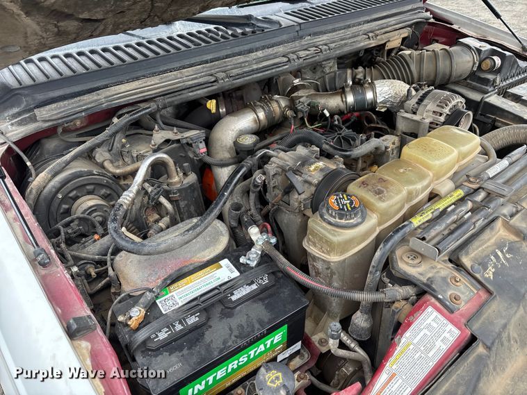 image for item EM5027 2001 Ford F550 truck cab and chassis