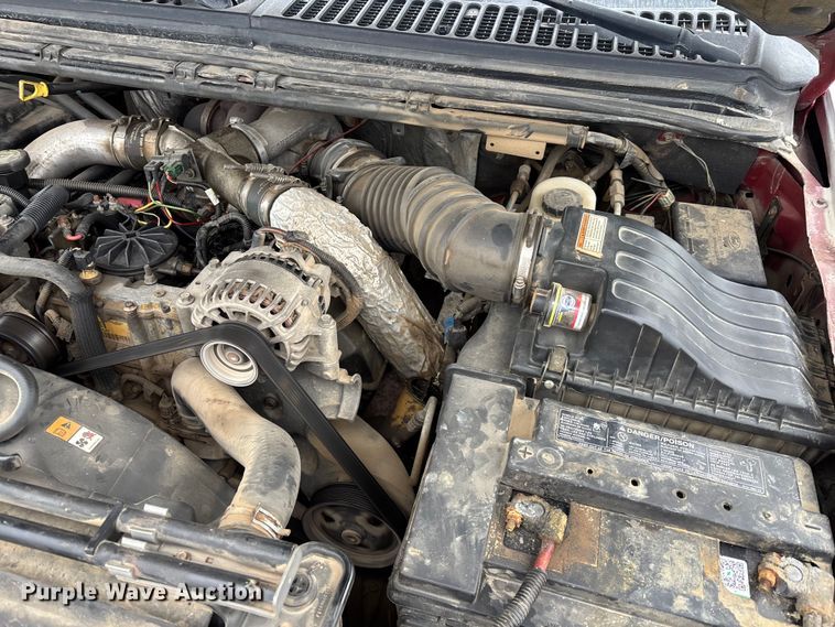 image for item EM5027 2001 Ford F550 truck cab and chassis