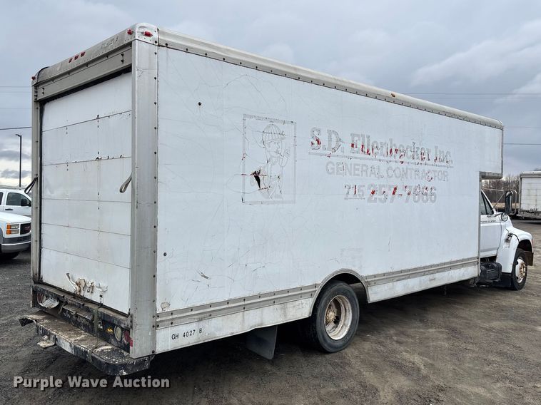 image for item EM5030 1995 Ford F700 box truck