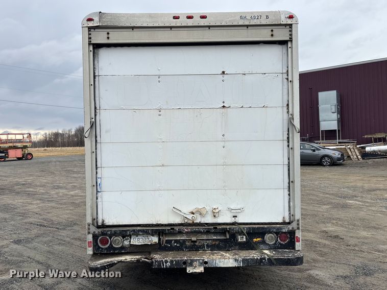 image for item EM5030 1995 Ford F700 box truck