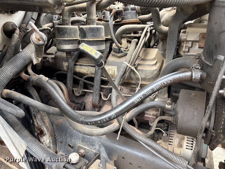 image for item EM5030 1995 Ford F700 box truck