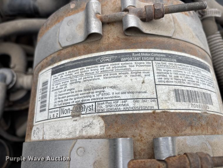 image for item EM5030 1995 Ford F700 box truck