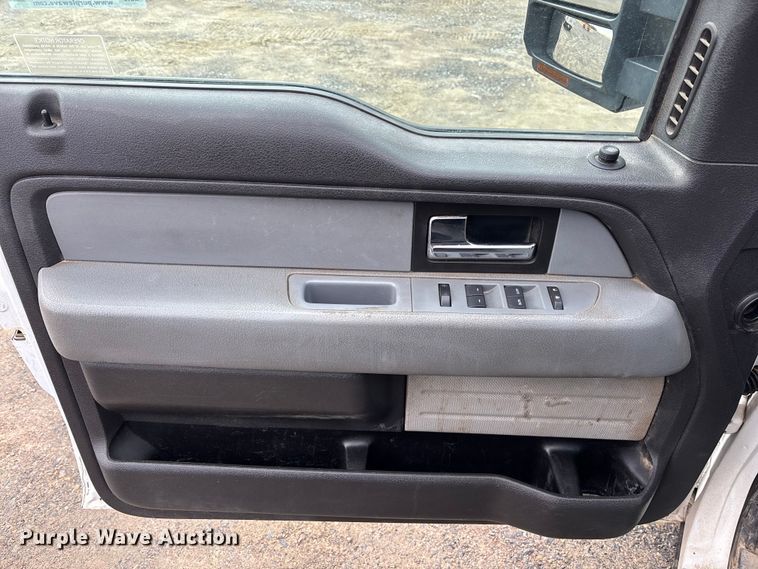 image for item EM5031 2012 Ford F150 Ext. Cab pickup truck