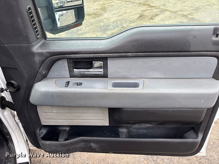 image for item EM5031 2012 Ford F150 Ext. Cab pickup truck