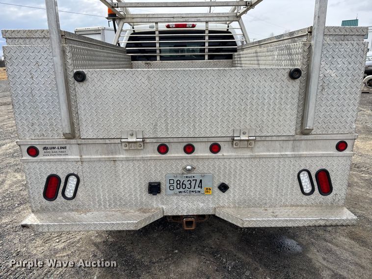 image for item EM5032 2013 Chevrolet Silverado 3500HD Crew Cab utility bed pickup truck