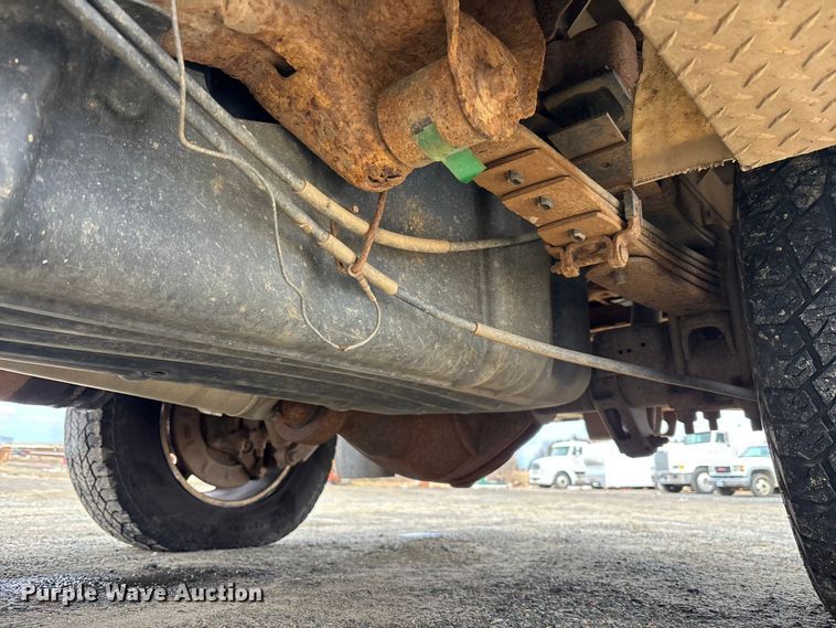 image for item EM5032 2013 Chevrolet Silverado 3500HD Crew Cab utility bed pickup truck