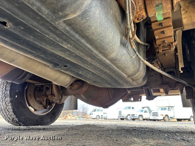 image for item EM5032 2013 Chevrolet Silverado 3500HD Crew Cab utility bed pickup truck