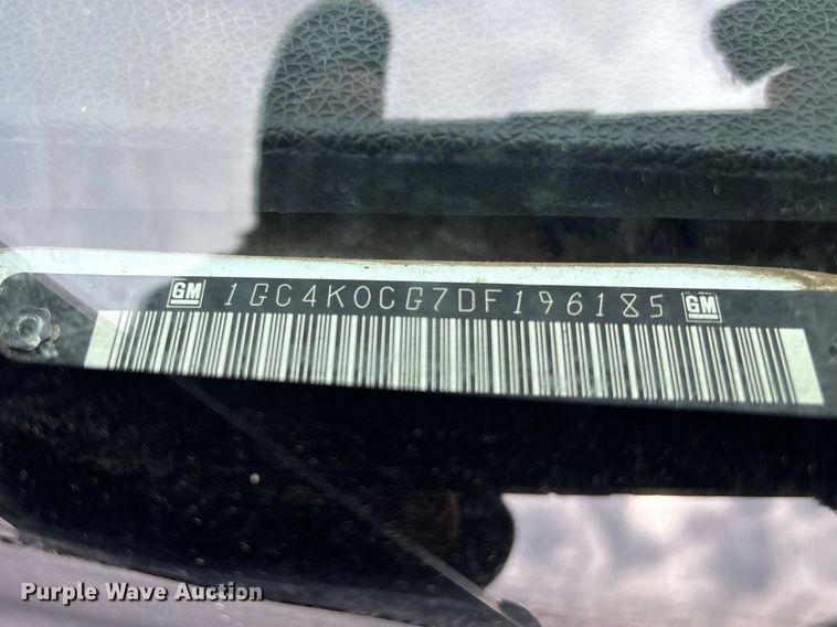 image for item EM5032 2013 Chevrolet Silverado 3500HD Crew Cab utility bed pickup truck