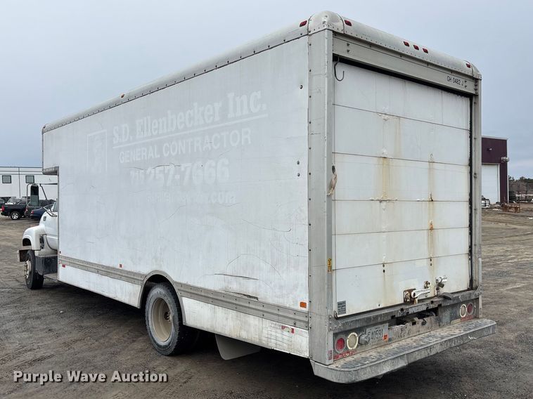 image for item EM5035 2000 GMC C5500 box truck