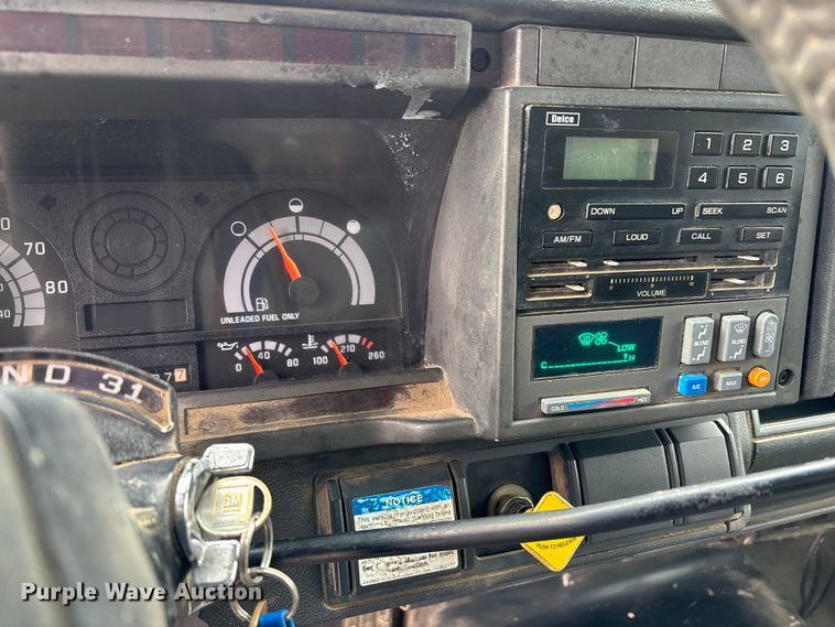 image for item EM5035 2000 GMC C5500 box truck