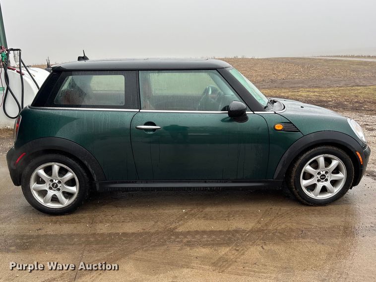 image for item EM5043 2009 Mini Cooper 
