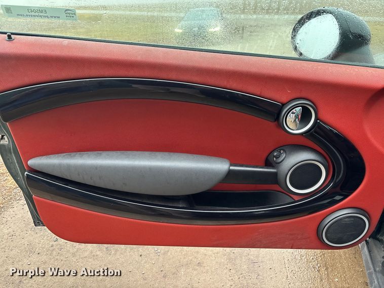 image for item EM5043 2009 Mini Cooper 