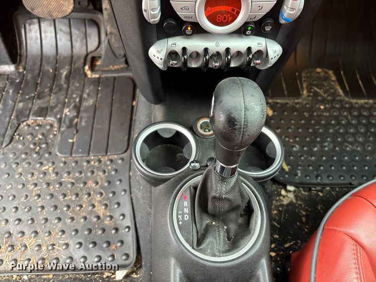 image for item EM5043 2009 Mini Cooper 