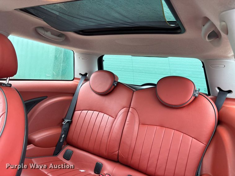 image for item EM5043 2009 Mini Cooper 