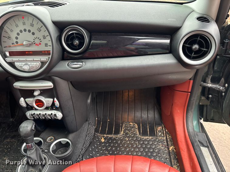 image for item EM5043 2009 Mini Cooper 