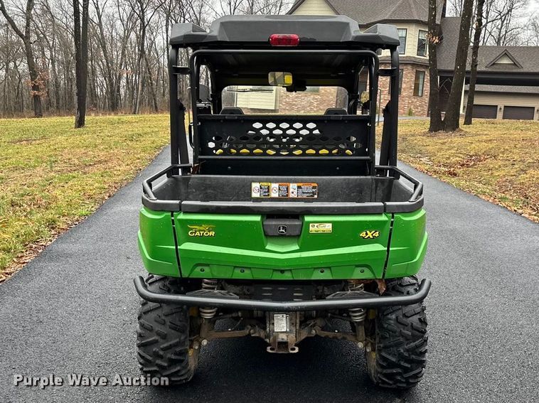 image for item EN5993 2012 John Deere XUV550 S4 utility vehicle