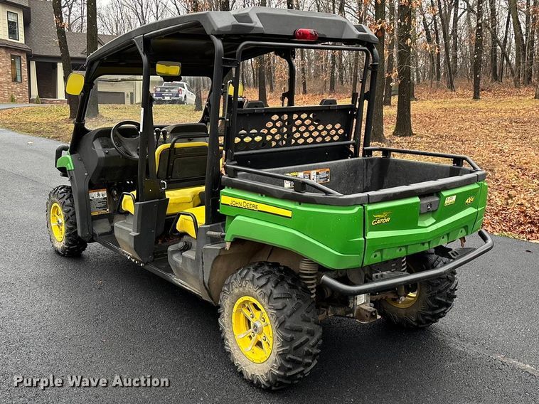 image for item EN5993 2012 John Deere XUV550 S4 utility vehicle