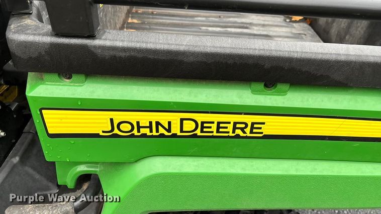 image for item EN5993 2012 John Deere XUV550 S4 utility vehicle
