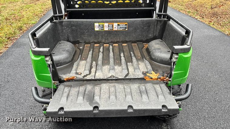 image for item EN5993 2012 John Deere XUV550 S4 utility vehicle