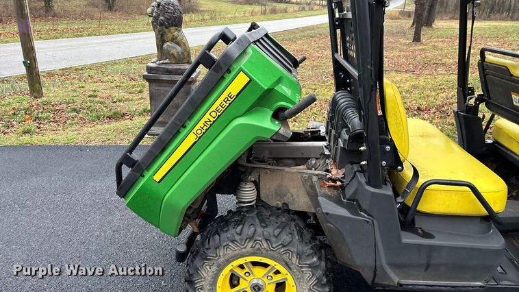 image for item EN5993 2012 John Deere XUV550 S4 utility vehicle