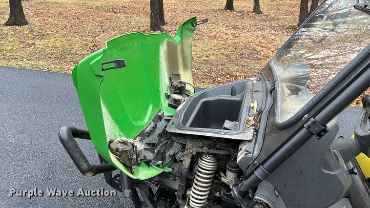 image for item EN5993 2012 John Deere XUV550 S4 utility vehicle