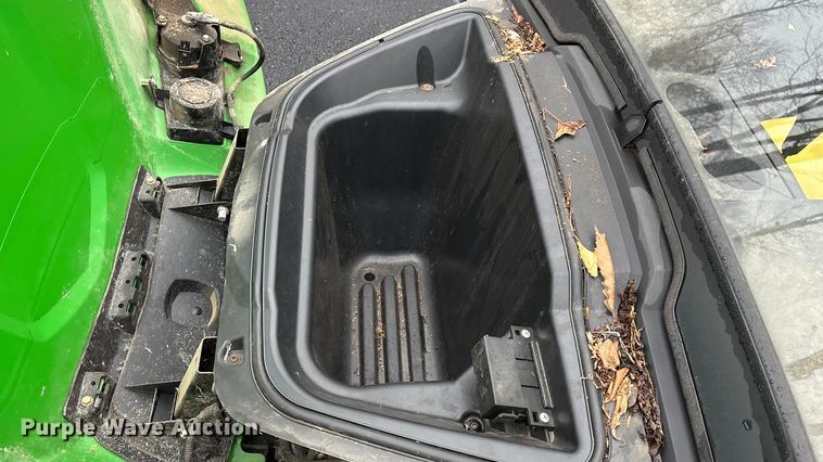 image for item EN5993 2012 John Deere XUV550 S4 utility vehicle