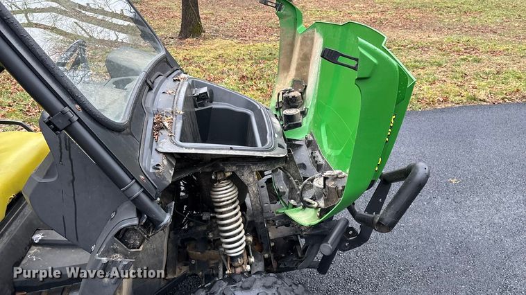 image for item EN5993 2012 John Deere XUV550 S4 utility vehicle