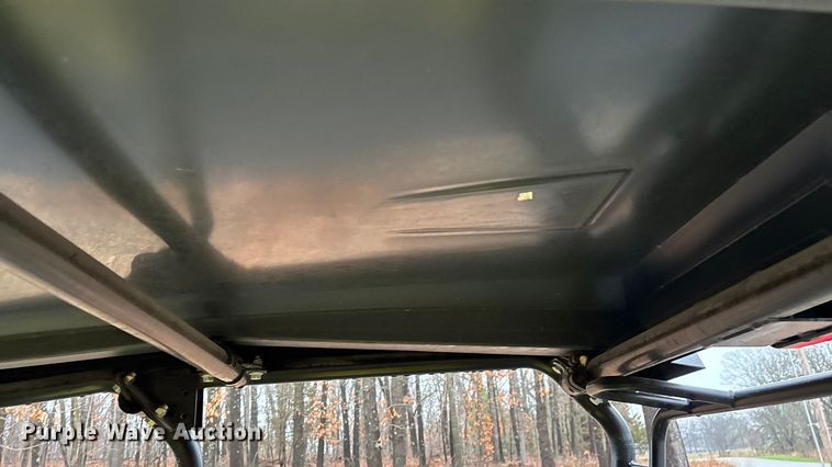 image for item EN5993 2012 John Deere XUV550 S4 utility vehicle