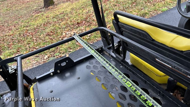 image for item EN5993 2012 John Deere XUV550 S4 utility vehicle