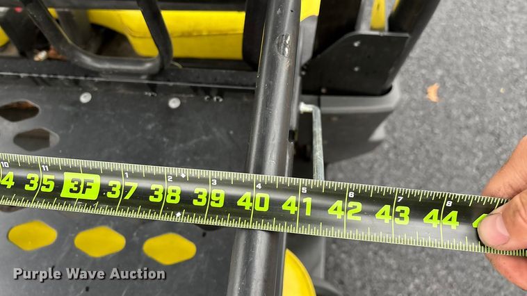 image for item EN5993 2012 John Deere XUV550 S4 utility vehicle