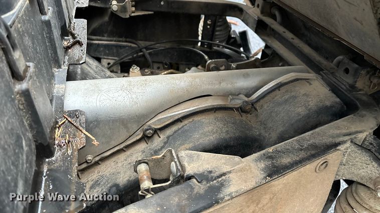 image for item EN5993 2012 John Deere XUV550 S4 utility vehicle